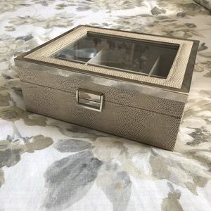 Textured Watch/Jewelry Case